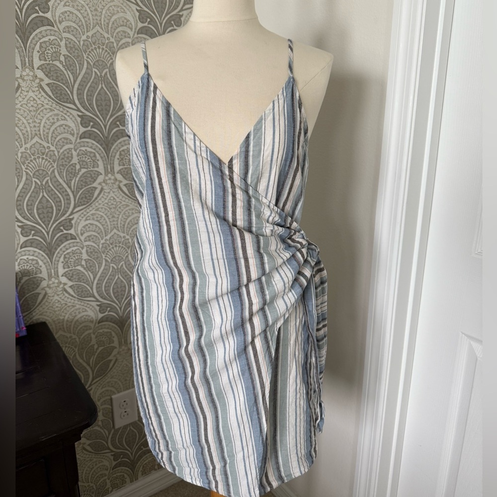 Cotton Candy Blue and Gray Sleeveless Wrap Mini Dress size Large